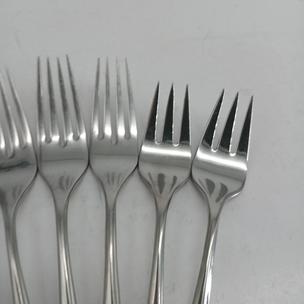 7X Forks Vtg 1847 Rogers Bros. Youth Pattern Stainless Steel 2 Salad & 5 Dinner - Picture 6 of 10